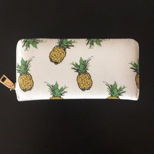 Pineapple wallet